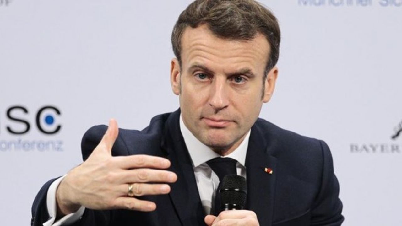 Macron'un partisinin ikinci ismi istifa etti