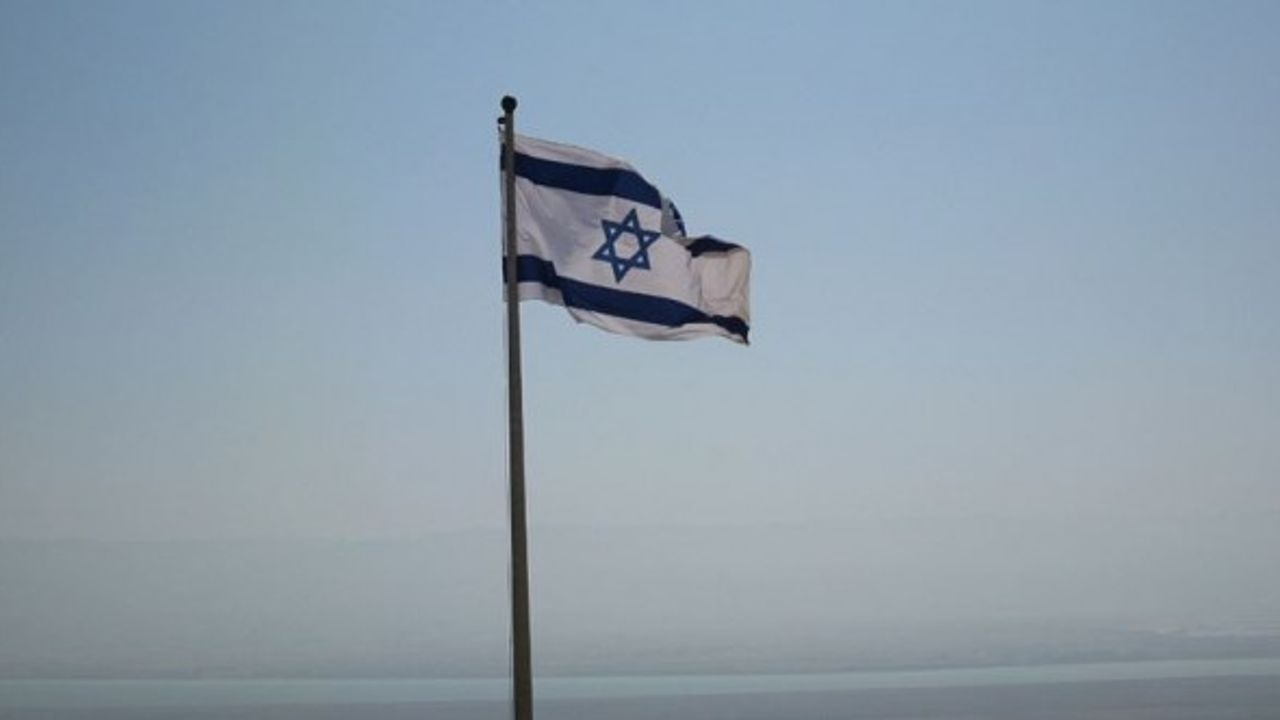 BAE ilk kez İsrail hava sahasını kullandı