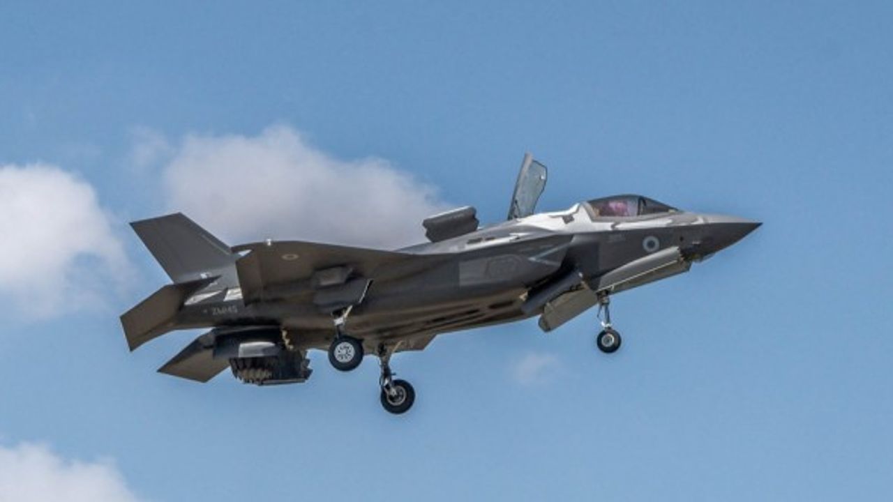 İngiltere, F-35B’lerini Meteor füzeleriyle donatacak
