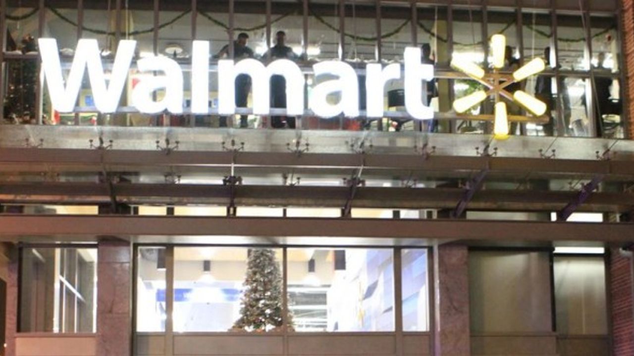 Wallmart mağazalarındaki silahlar toplatıldı