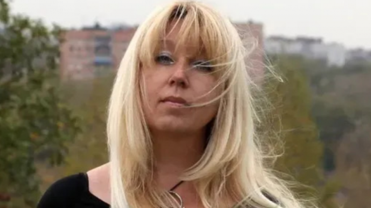 Yönetim baskılarına dayanamayan Rus gazeteci kendini yaktı