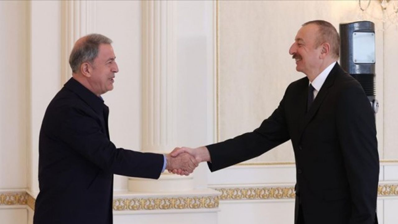 Aliyev, Bakan Akar ve TSK komuta kademesini kabul etti