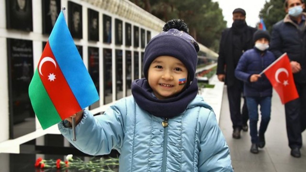 Azerbaycan Laçın'ın işgalden kurtuluşunu kutluyor