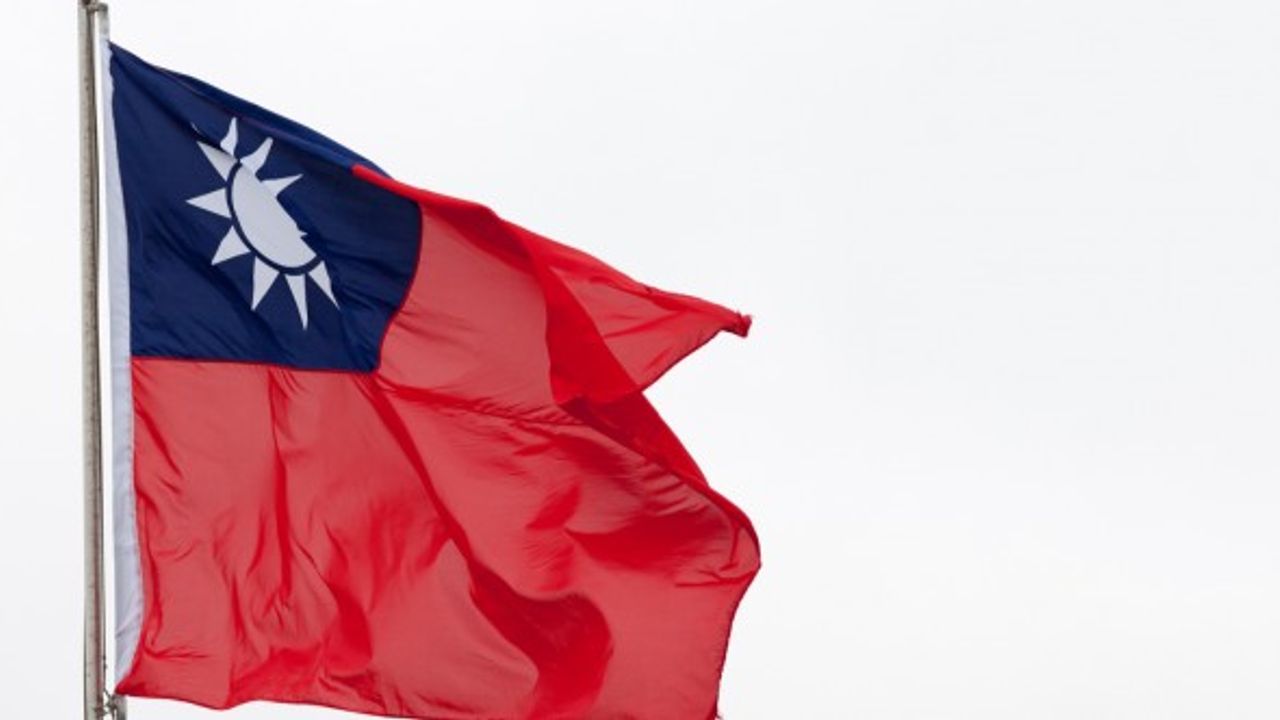 Çin ve Tayvan'a birleşme politikası uygulanacak
