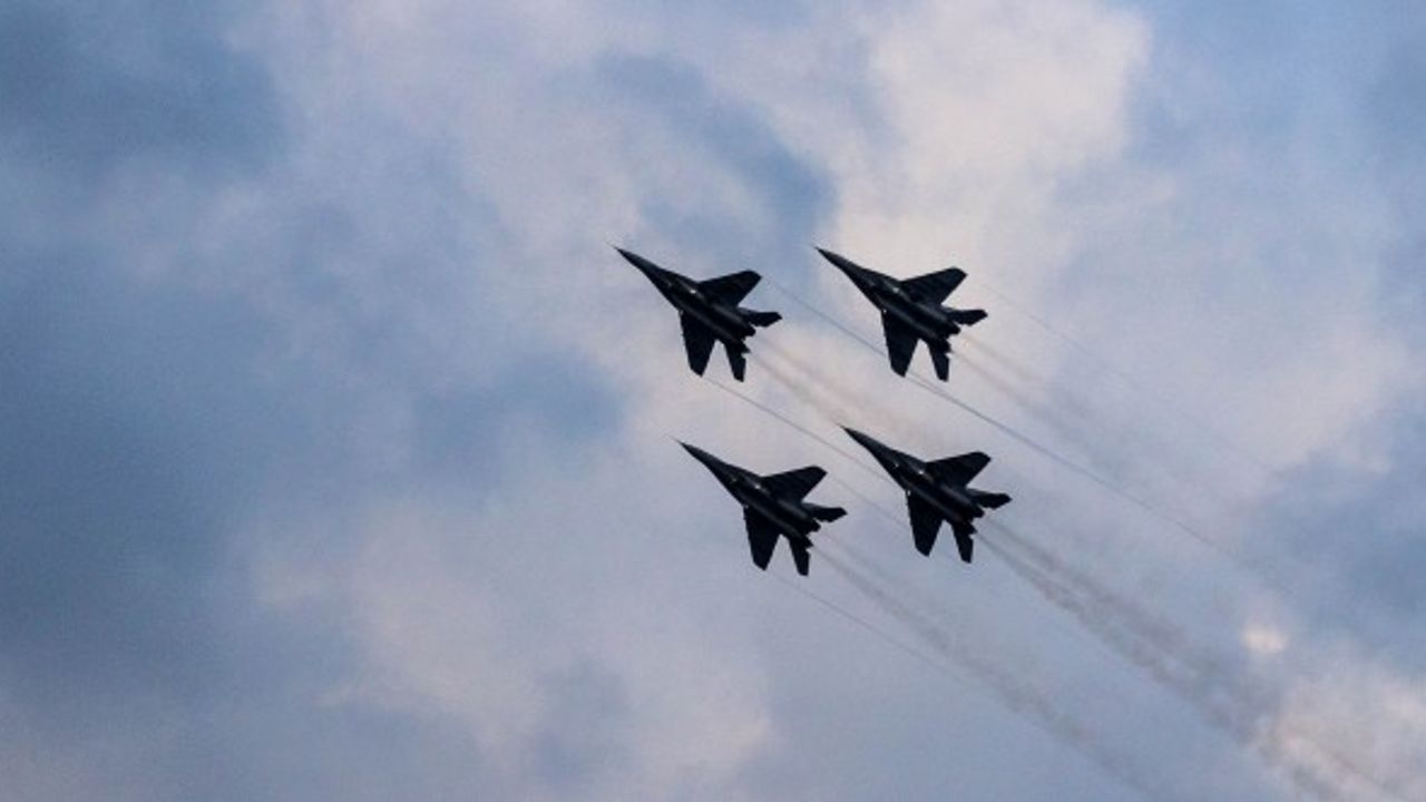 Rusya yeni savaş uçağı geliştiriyor