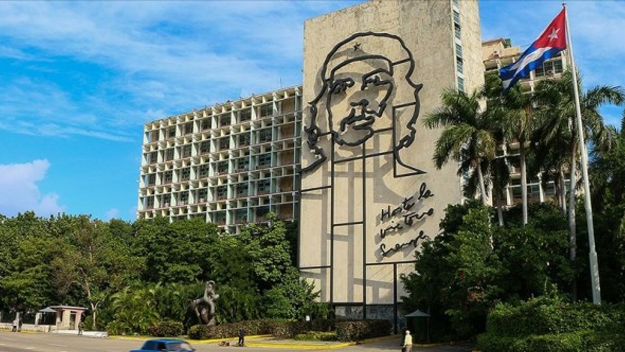 ABD, Küba’yı tekrar terör listesine aldı