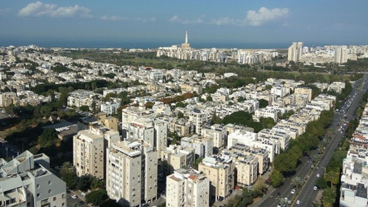 BAE İsrail büyükelçiliğini Tel Aviv'de açacak