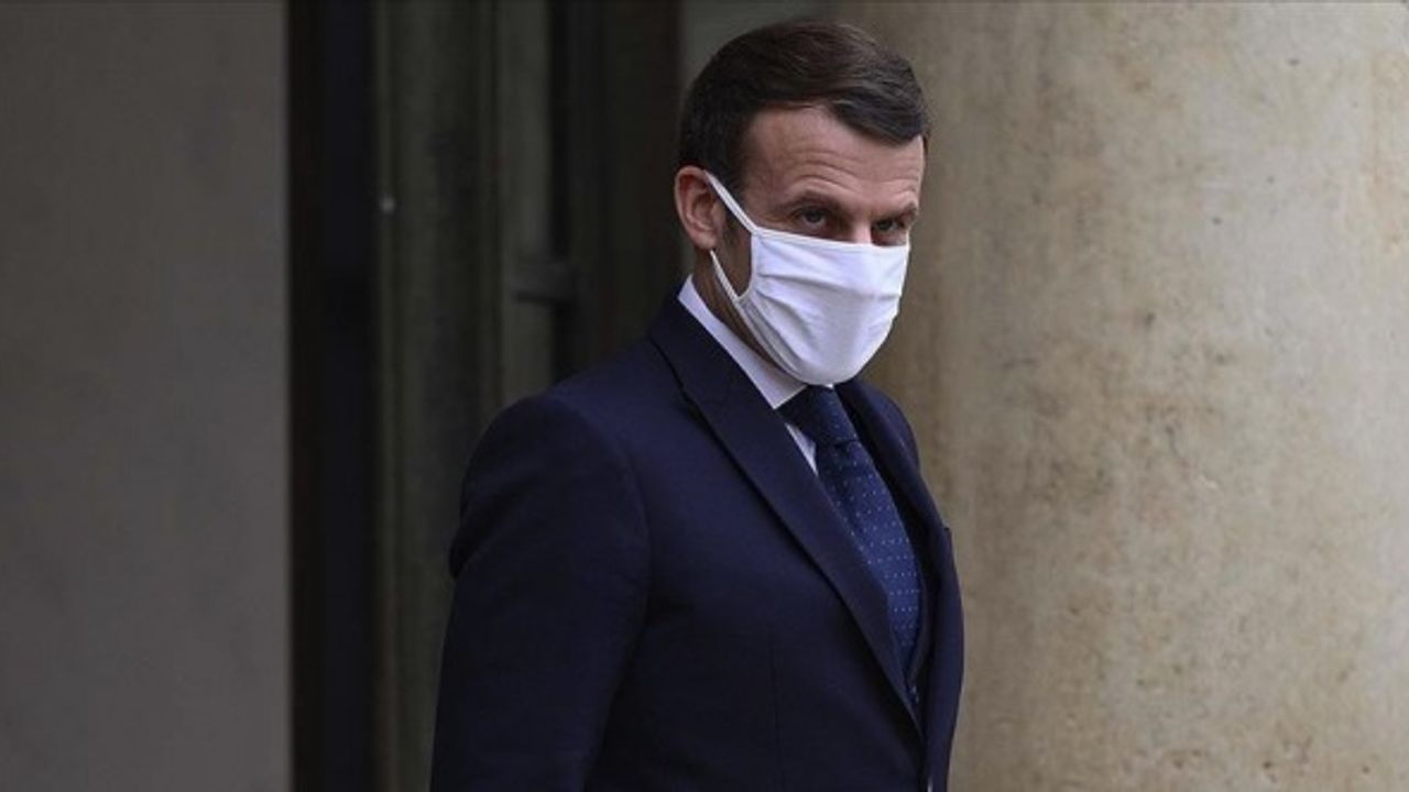 Fransızların yüzde 60'ı Macron'un politikalarını olumsuz buluyor