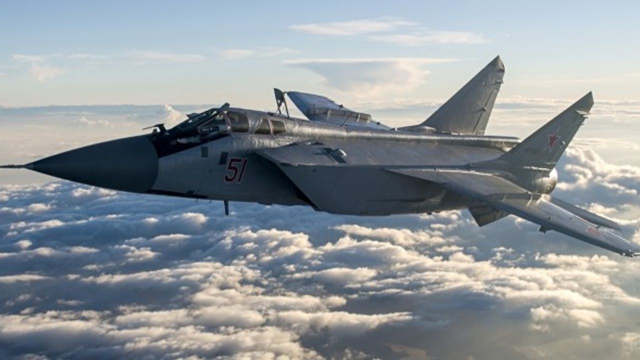 Rus MiG-31 savaş uçakları hipersonik füzelerle silahlandırılıyor