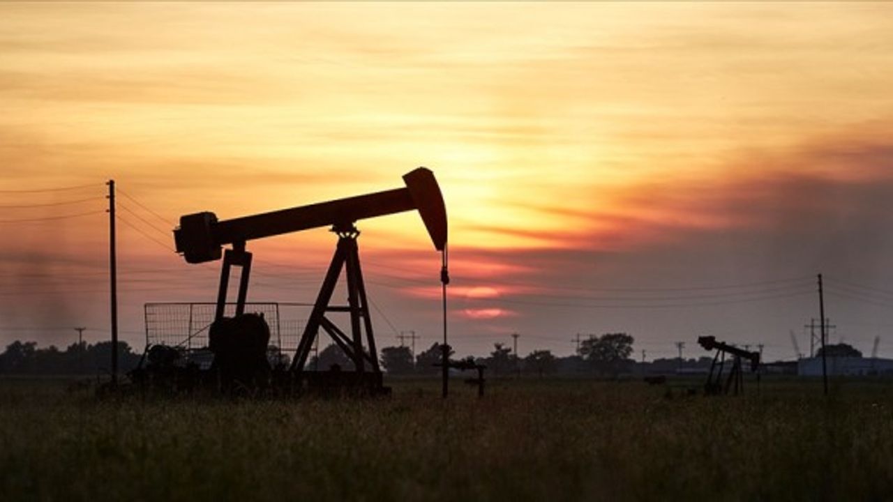 Suudi Arabistan petrol üretiminde ek kesinti uygulayacak