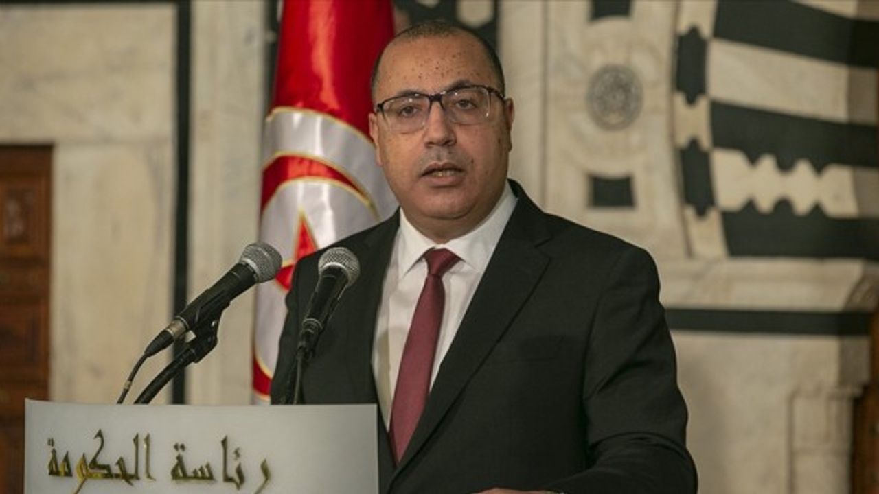 Tunus Başbakanı Meşişi'den halka çağrı