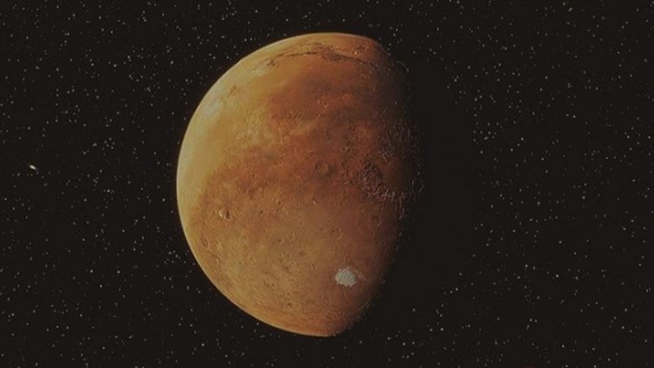 Çin'in Mars keşif aracı Tienvın-1 fotoğraf gönderdi