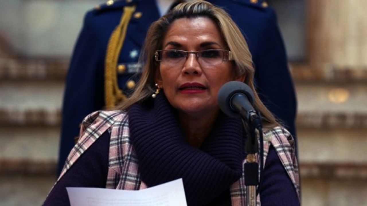 Eski Bolivya Devlet Başkanı Anez hakkında önleyici tutuklama kararı çıkarıldı