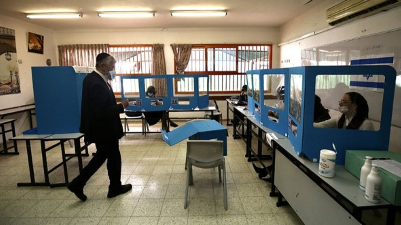 İsrail'de açıklanan seçim sonuçları yeni bir koalisyon krizine işaret ediyor