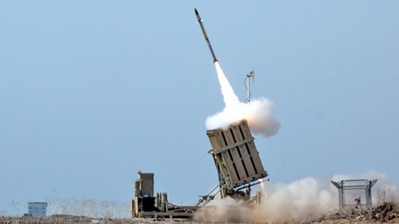 İsrail'in Demir Kubbe hava savunma sistemi, testi geçti