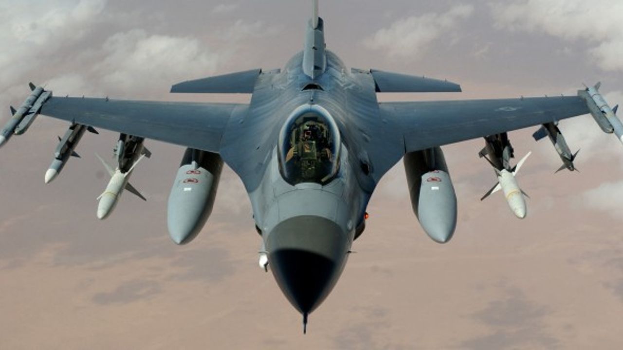 Romanya son F-16’sını teslim aldı