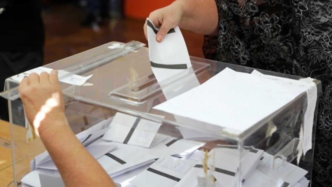 Bulgaristan 4 Nisan'da genel seçim için sandık başına gidecek