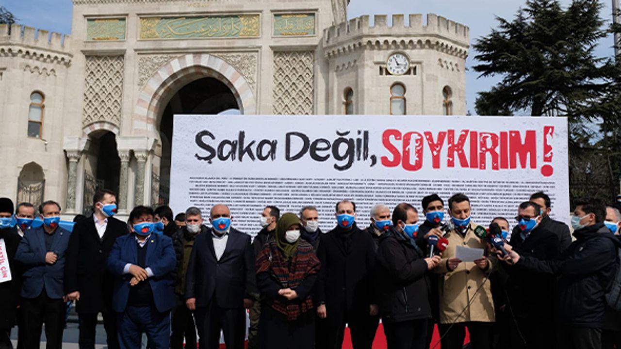 Doğu Türkistan Platformu'ndan “Şaka Değil, Soykırım” sergisi