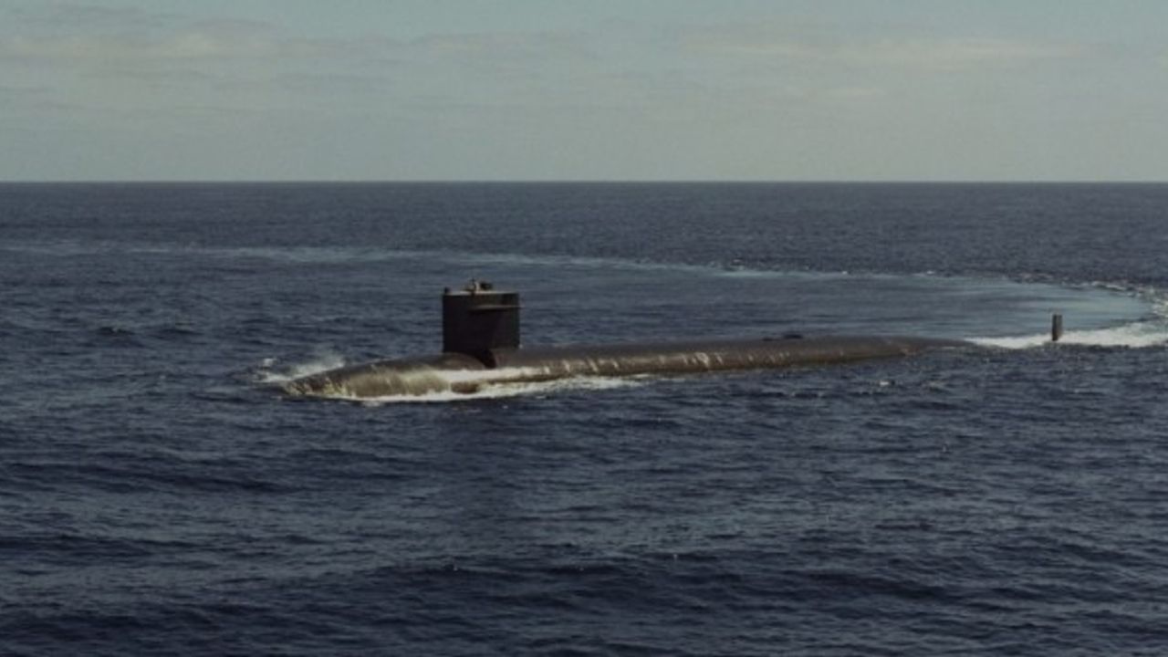 Endonezya'ya ait bir denizaltı kayboldu