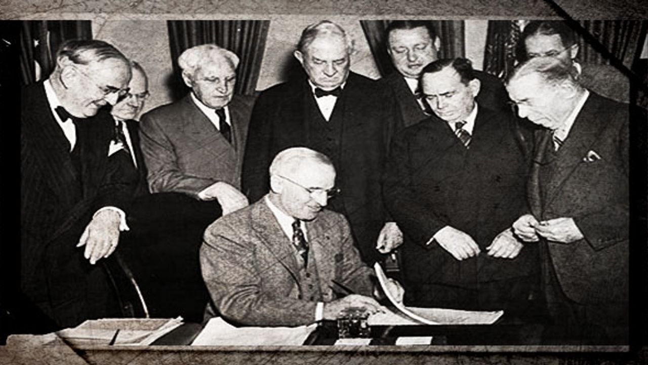 73 yıl önce bugün, Marshall Planı için imzalar atıldı