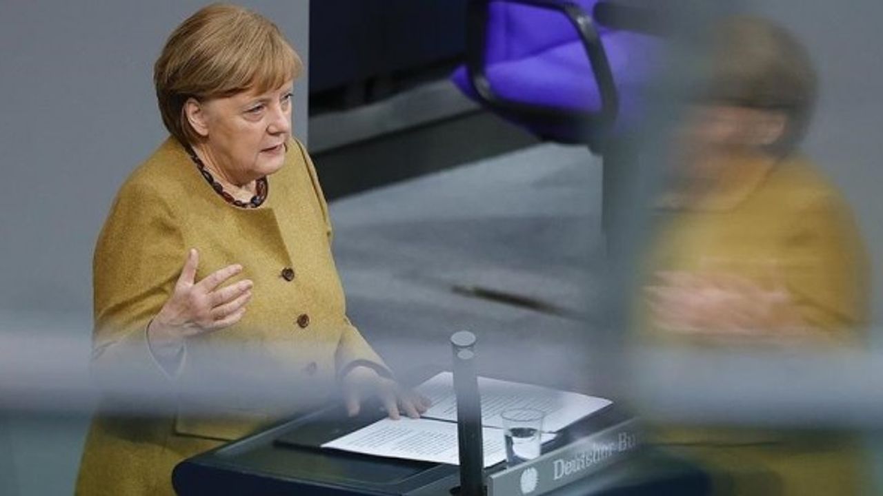 Merkel 'Wirecard skandalında' ifade verdi