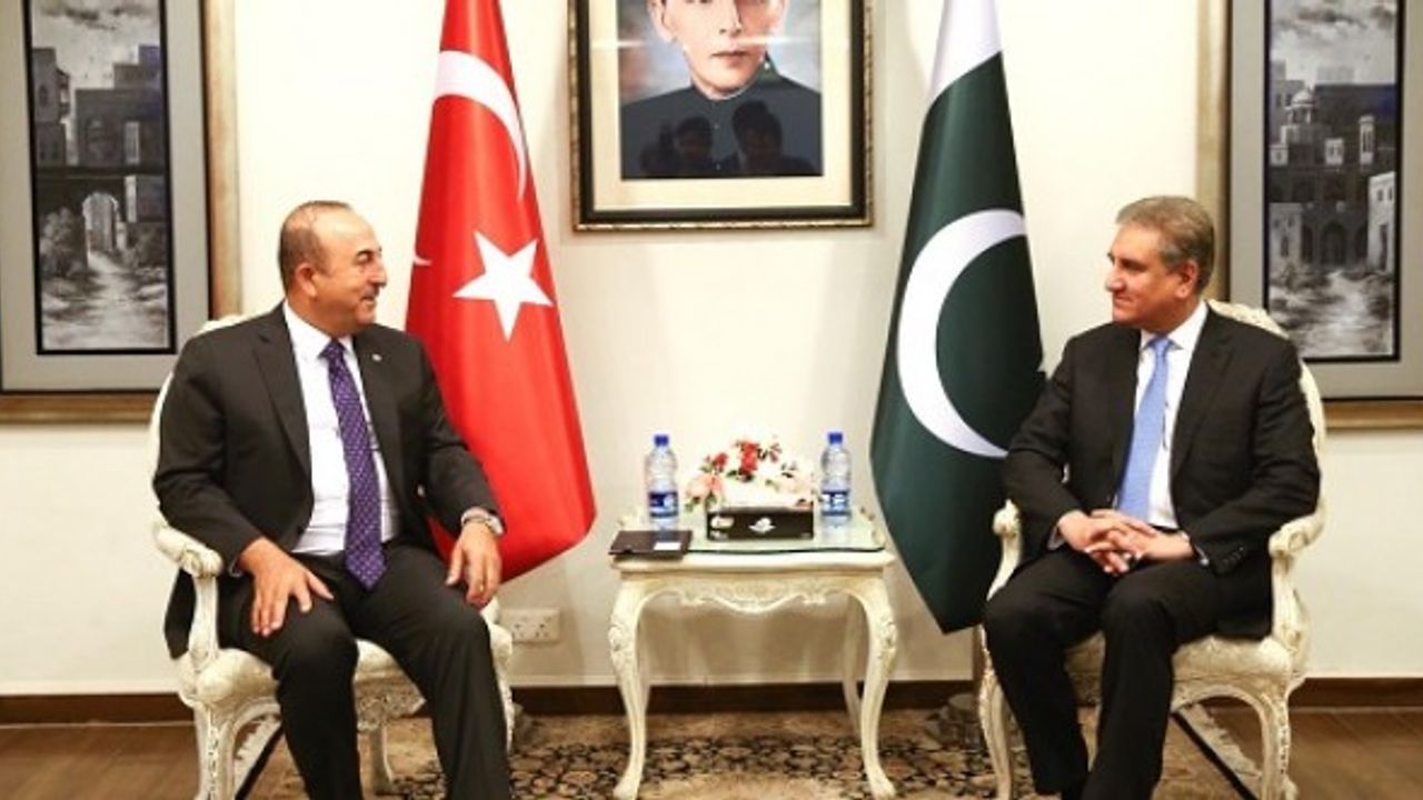 Pakistan Dışişleri Bakanı: Türkiye'nin tezlerini savunuyoruz