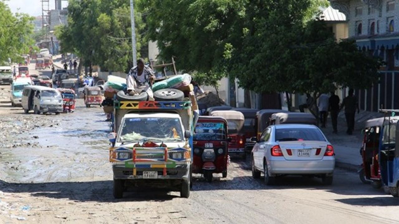 Somali'de seçim anlaşmazlığı çatışmaya dönünce 100 bin kadar kişi yerinden oldu