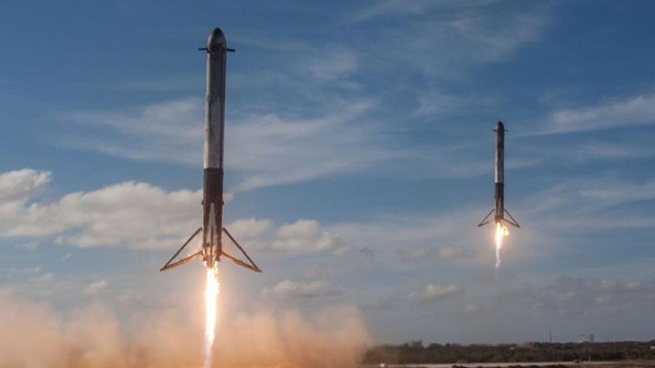SpaceX'in roket parçası Washington eyaletinde tarlaya düştü