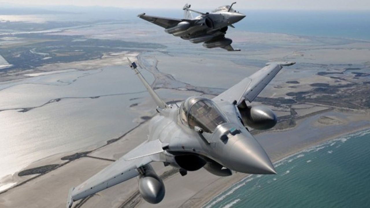 Hırvatistan, Fransız Rafale savaş uçaklarının son müşterisi oluyor