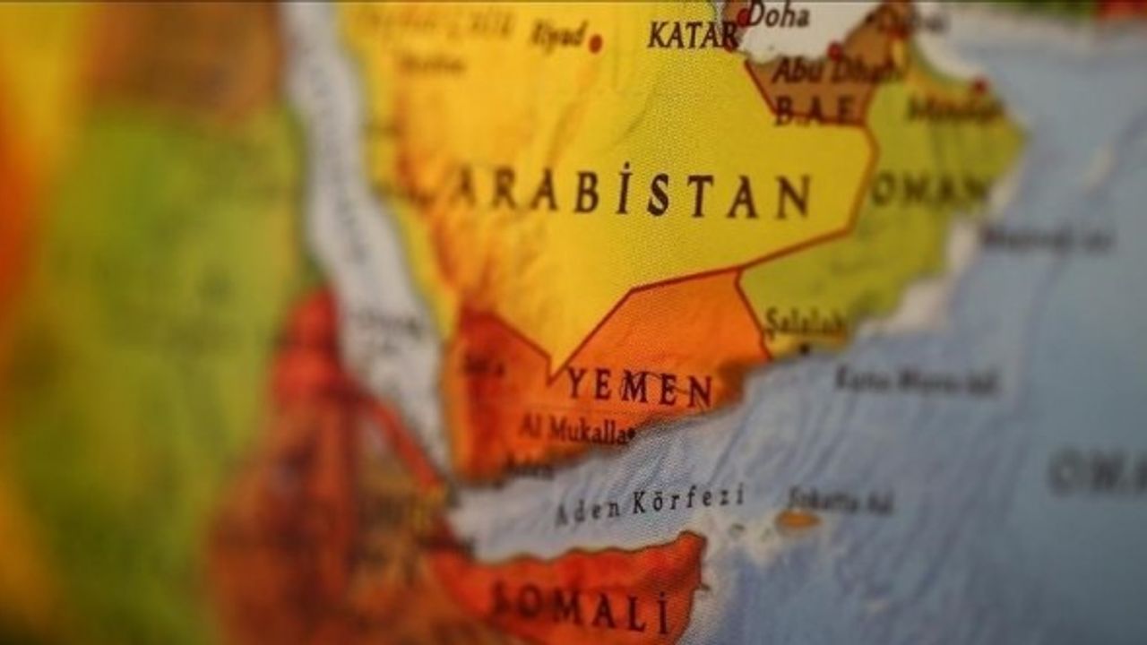 Husiler'den Suudi Arabistan'a hava saldırısı