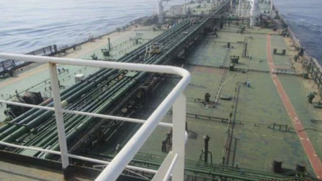 İran'dan Suriye'ye 1,5 milyon varil ham petrol sevkiyatı yapıldı