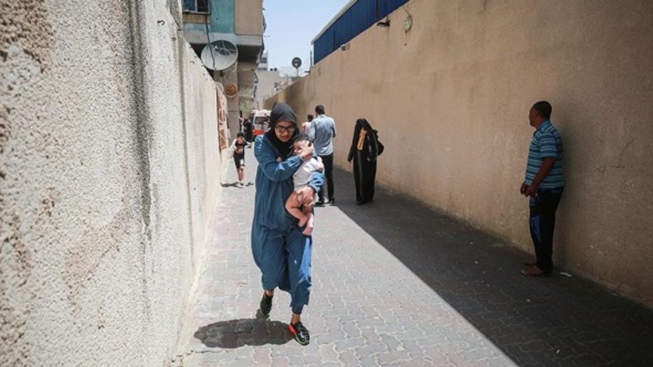 İsrail Gazze'de sivillere ait binayı vurdu, şehit sayısı 25'e yükseldi