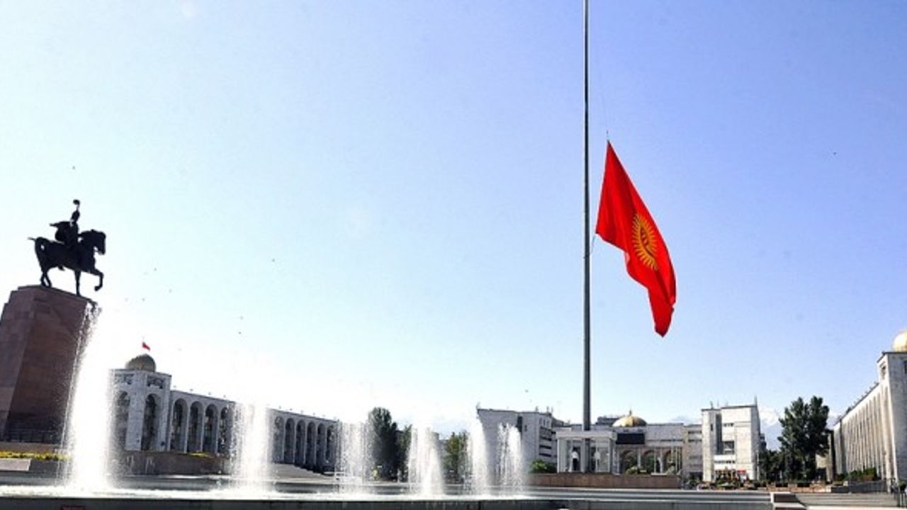 Kırgızistan'da iki gün sürecek yas ilan edildi
