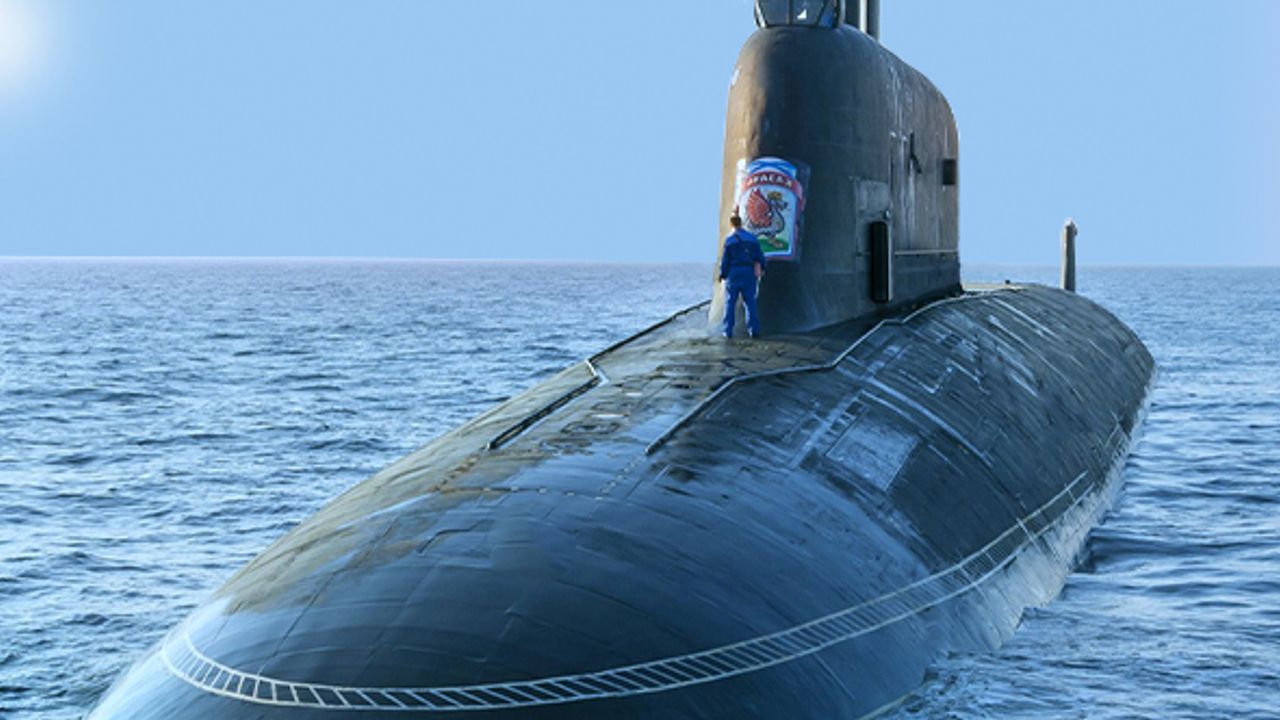 Nükleer denizaltı Kazan'ın kabul belgesi imzalandı