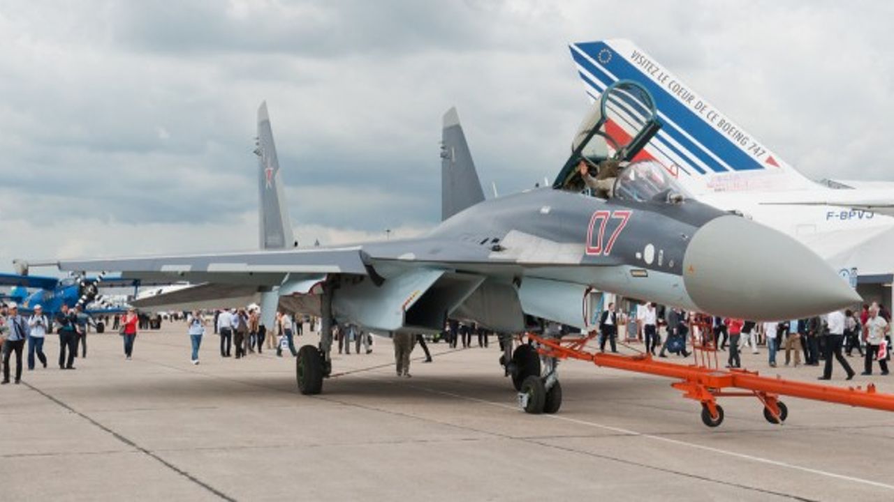 Rusya Karadeniz kıyısını SU-35'lerle güçlendiriyor