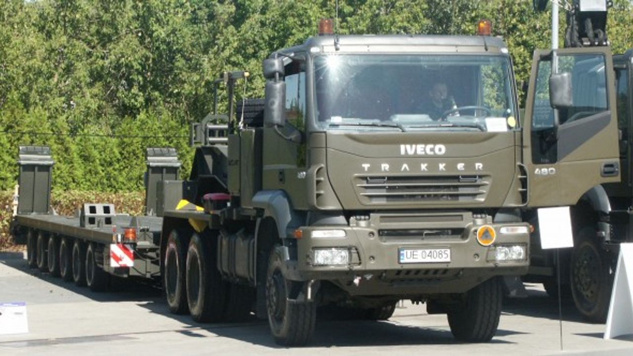 Tunus ordusu, 500 adet askeri kamyon tedarik edecek