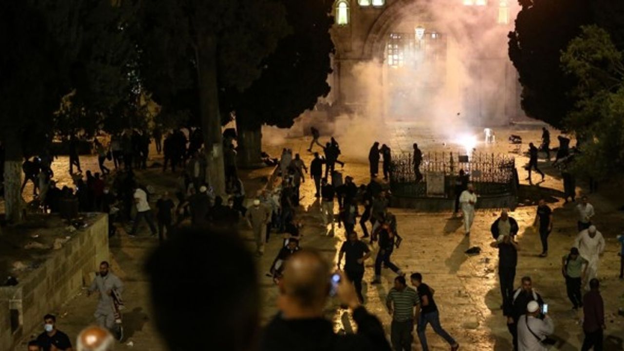 Ürdün: İsrail'in Mescid-i Aksa'da ibadet edenlere yönelik saldırısı barbarca