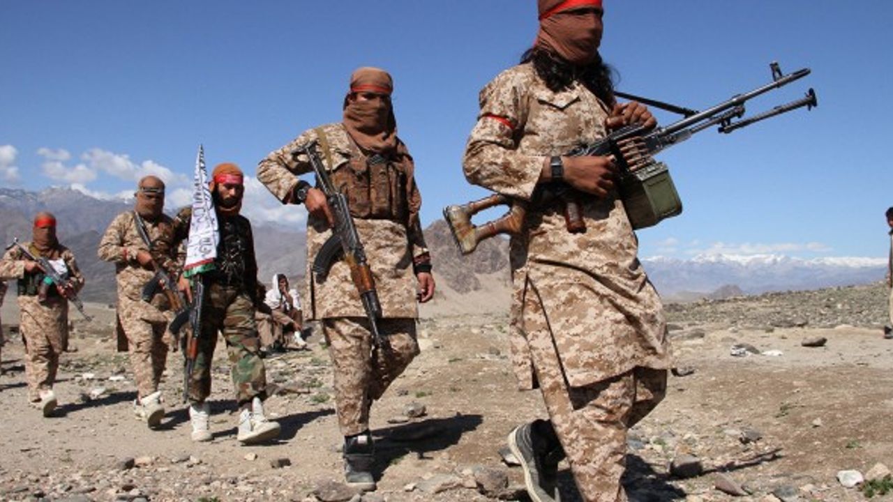 Afgan ordusu Taliban’a yönelik hava saldırılarını artırdı