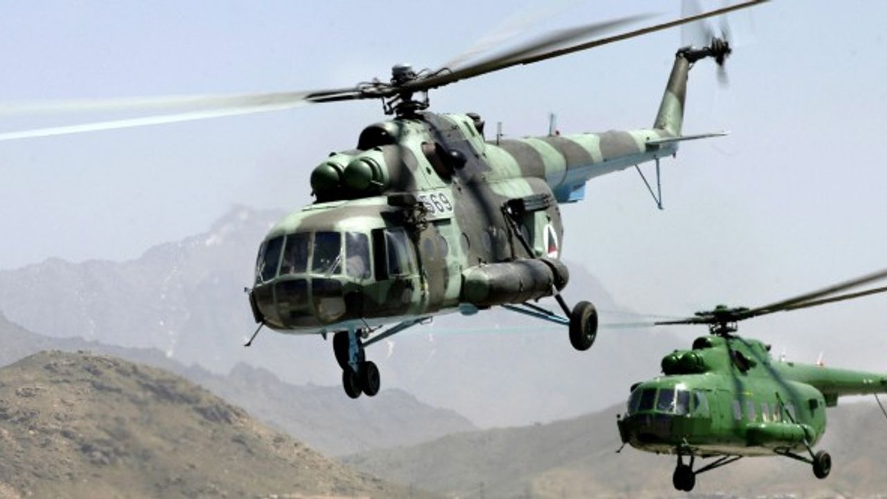 Afganistan’da Mİ-17 tipi helikopter yere çakıldı
