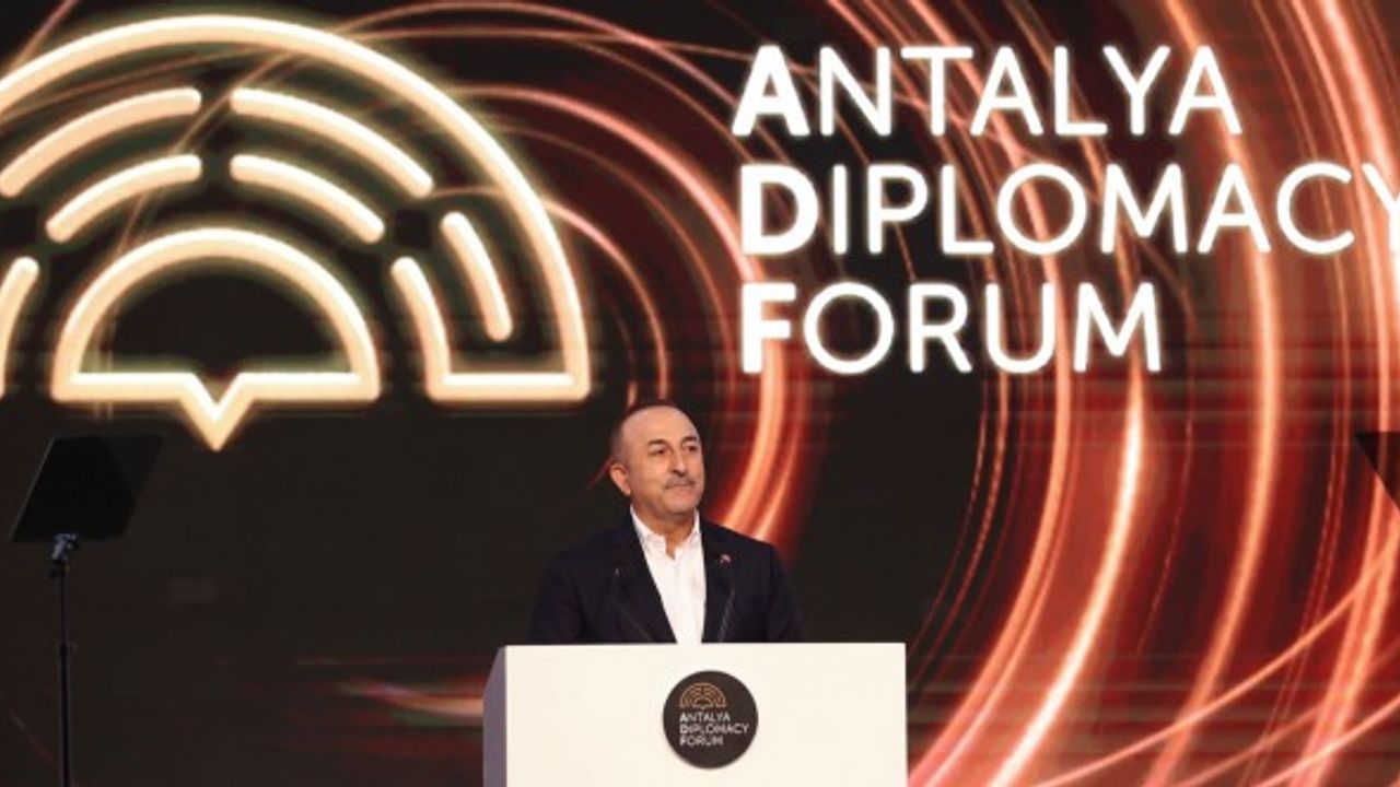 Mevlüt Çavuşoğlu: Türkiye dünyanın en büyük 5'inci hariciye teşkilatına sahip