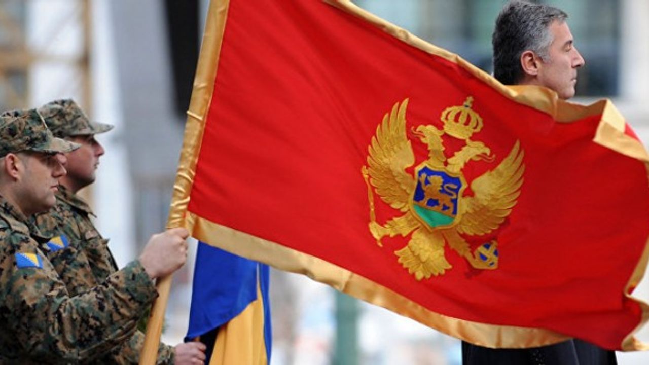 Karadağ Cumhurbaşkanı: Sırbistan ile savaşa hazırız