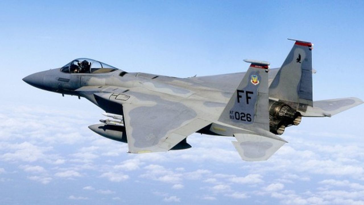 Raytheon Technologies, ABD F-15'leri için AESA radarı üretecek