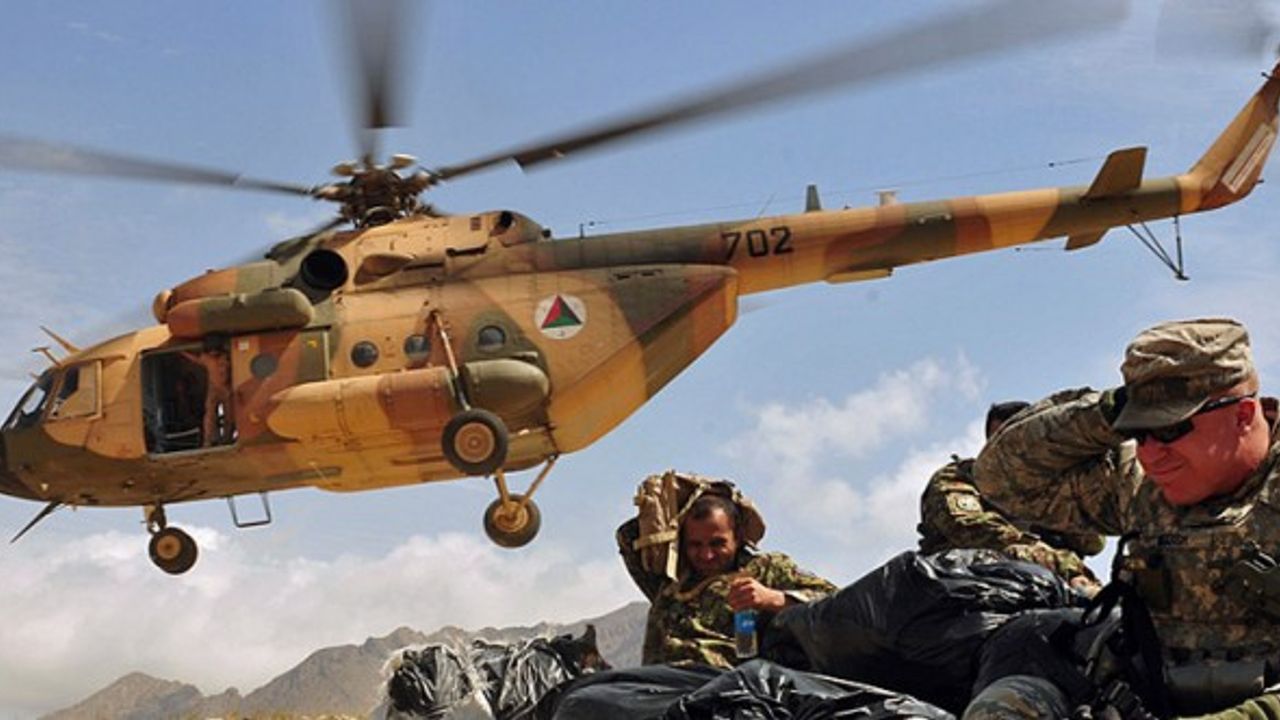 Taliban Afganistan’da Mi-17’i helikopteri düşürdü