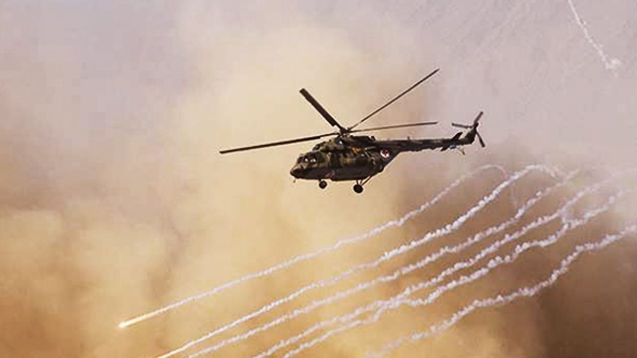 Rusya'dan Tacikistan dağlarında helikopterlerle tatbikat