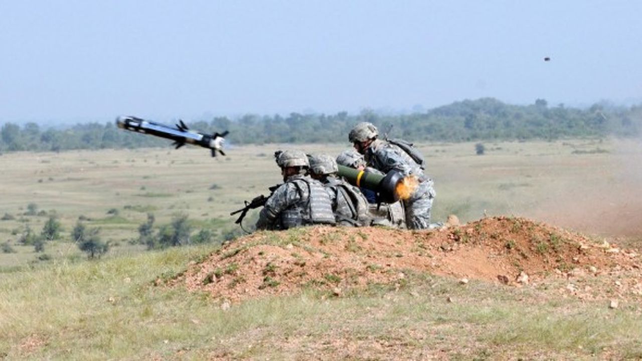 Tayland Javelin tanksavar füzeleri tedarik edecek