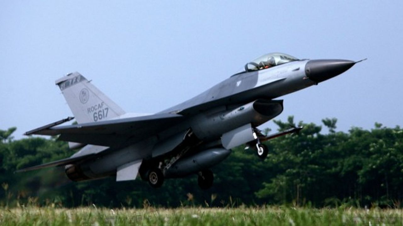 Tayvan, yeni savaş uçak alımı için 1,4 milyar dolar harcamayı planlıyor