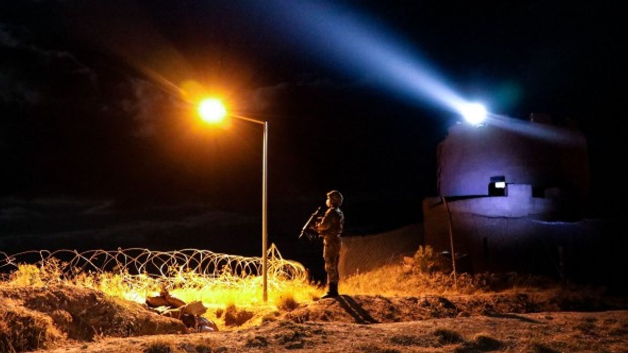 2'si terörist 6 kişi Mardin sınırında yakalandı