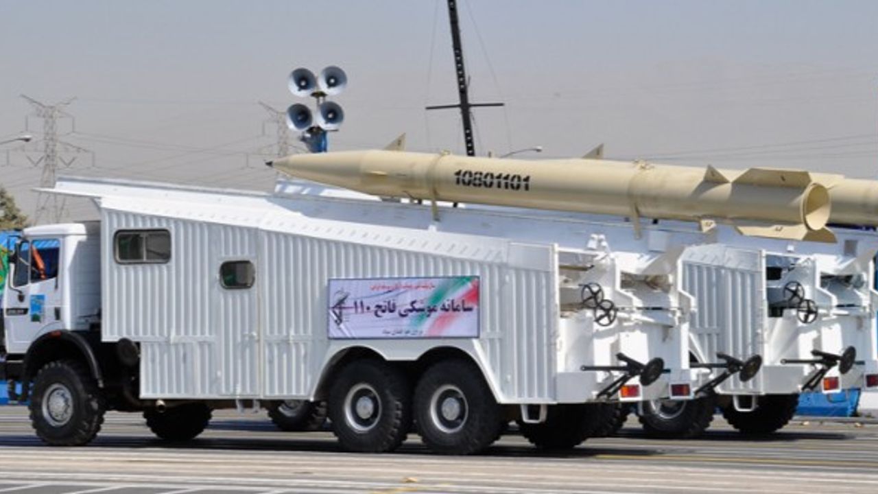 İran, Suriye ve Lübnan'a yüksek hassasiyetli füzeler yerleştiriyor