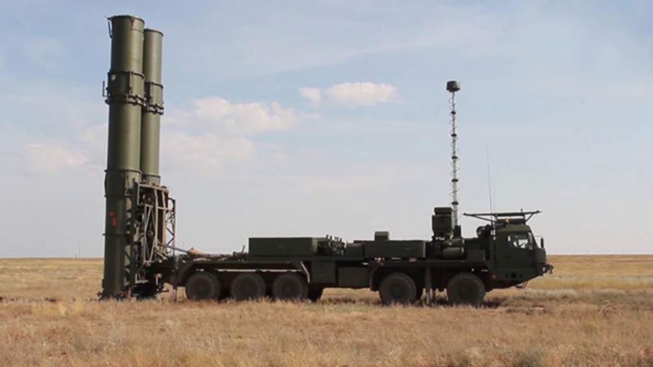 Rus ordusu S-500 sistemlerini teslim almaya başladı