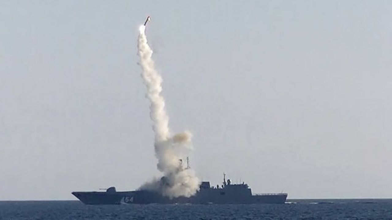 Rusya, Tsirkon füzesinin gemi atış testlerini tamamladı